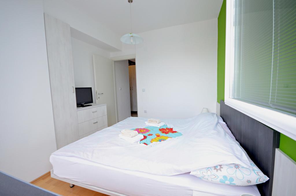 Aries Apartments بيتولا الغرفة الصورة
